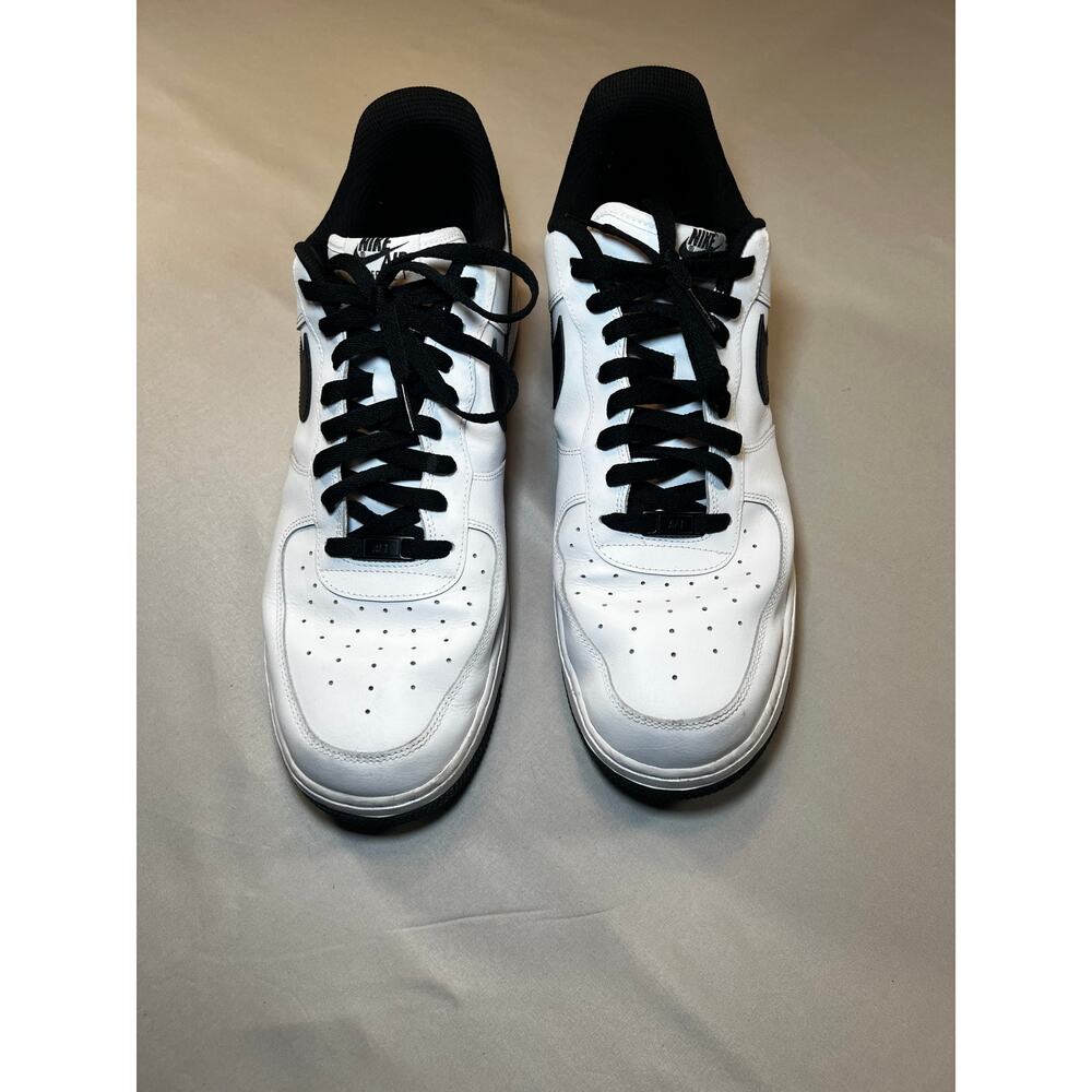 Nike Air Force 1 Men's Size 16 White and Black Pre-Owned